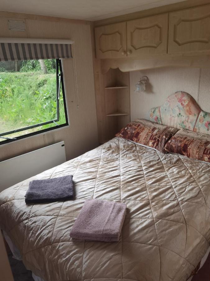 弗福尔Lochlands Caravan Park X别墅 外观 照片